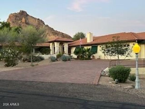 6210 N CAMELBACK MANOR Drive, Paradise Valley, AZ 85253