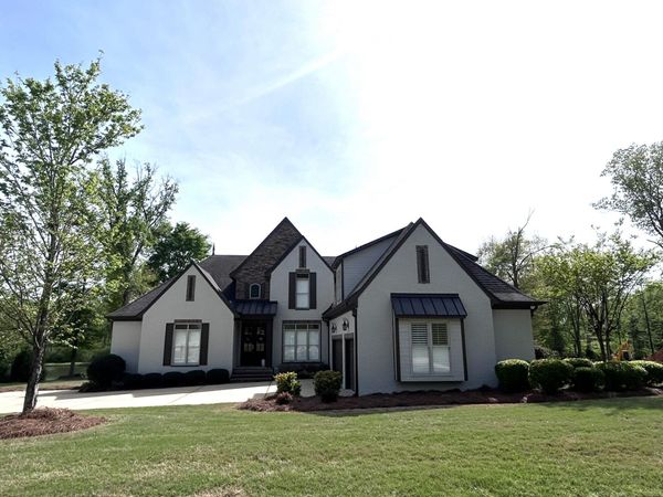 119 Rock Creek Dr., Tupelo, MS 38801