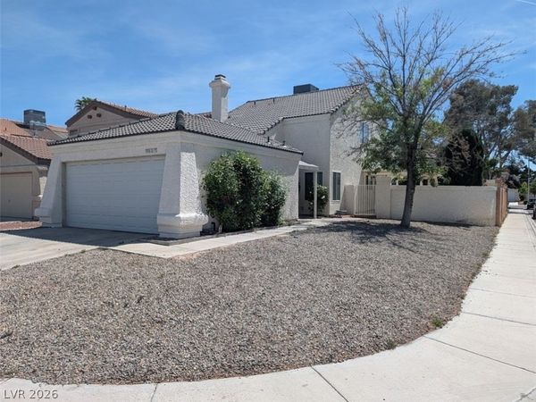 6617 Pepperidge Way , Las Vegas, NV 89108