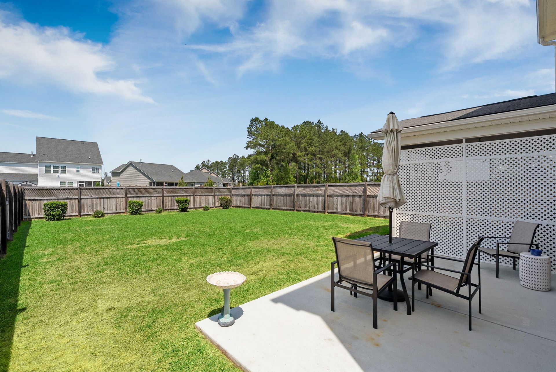 482 Spectrum Road Photo 32