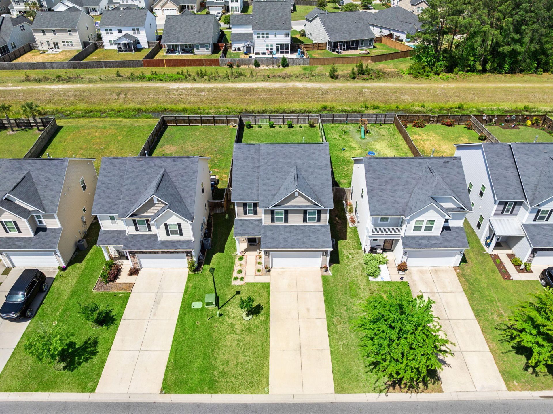 482 Spectrum Road Photo 35