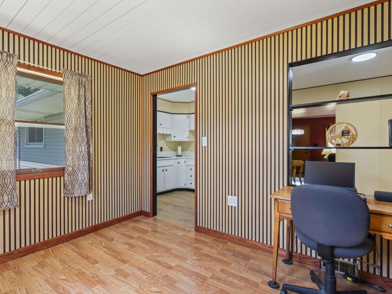 507 Agler Road , Columbus, OH 43230 Photo 22