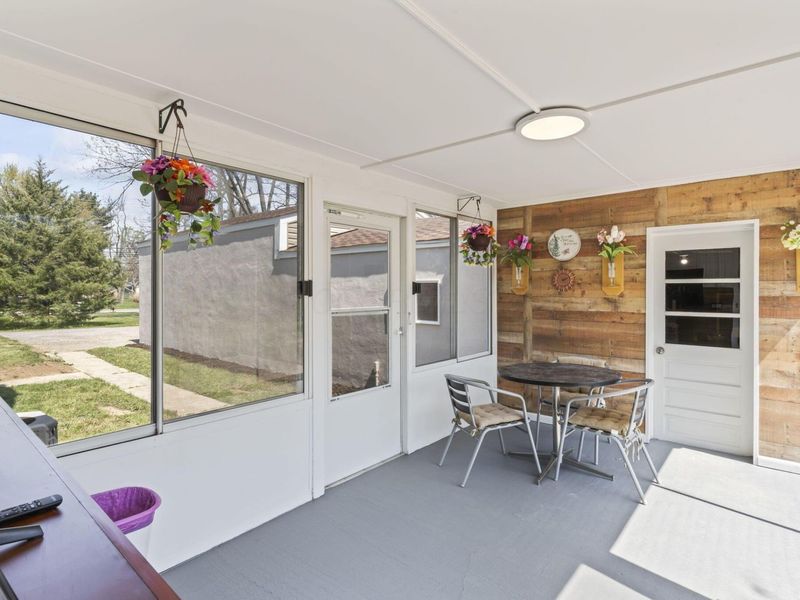 507 Agler Road , Columbus, OH 43230 Photo 43