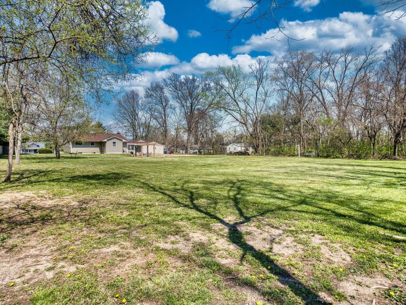 507 Agler Road , Columbus, OH 43230 Photo 52