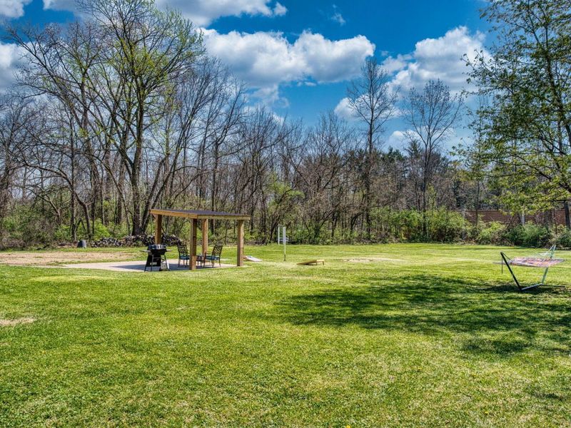 507 Agler Road , Columbus, OH 43230 Photo 56