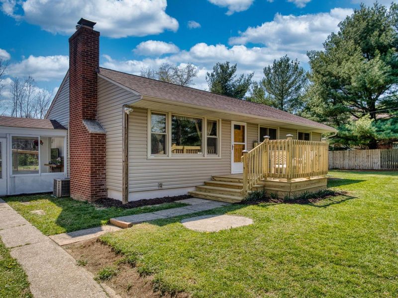 507 Agler Road , Columbus, OH 43230 Photo 6