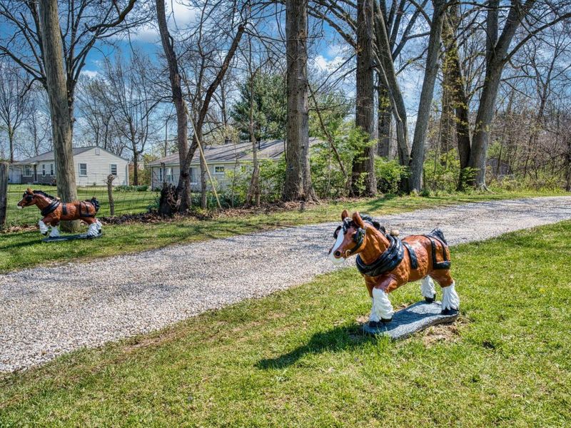 507 Agler Road , Columbus, OH 43230 Photo 70