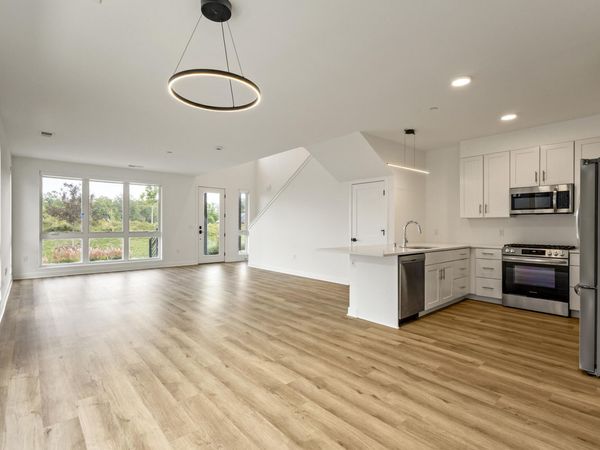 9378 S Alder Pl, Unit 106, Oak Creek, WI 53154