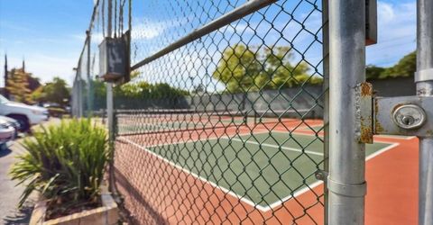 2476 Larkspur Ln #169, Unit 169, Sacramento, CA 95825 Photo