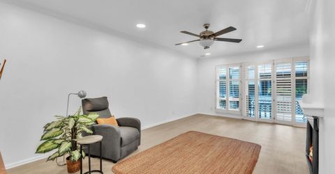 2476 Larkspur Ln #169, Unit 169, Sacramento, CA 95825 Photo