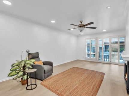 2476 Larkspur Ln #169, Unit 169, Sacramento, CA 95825 Photo