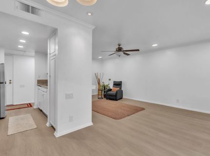 2476 Larkspur Ln #169, Unit 169, Sacramento, CA 95825 Photo