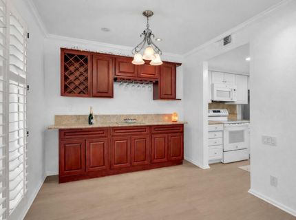 2476 Larkspur Ln #169, Unit 169, Sacramento, CA 95825 Photo