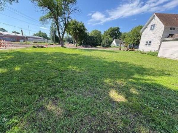 49 S Hering Street, Appleton, MN 56208