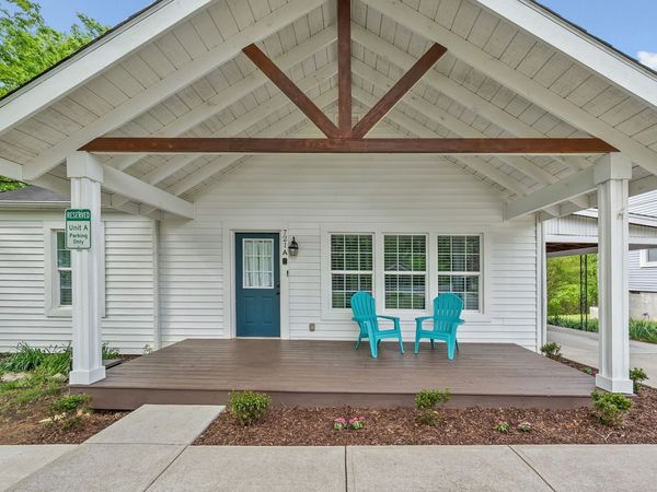 721 Monroe St, Clarksville, TN 37040