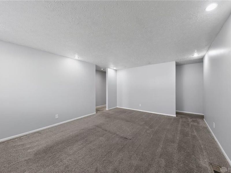 4250 Nevada Avenue, Trotwood, OH 45416 Photo 24