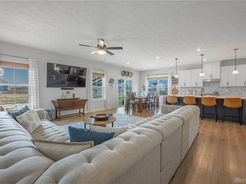 2060 Nathanial Greene Drive, Beavercreek Township, OH 45434 Photo 14