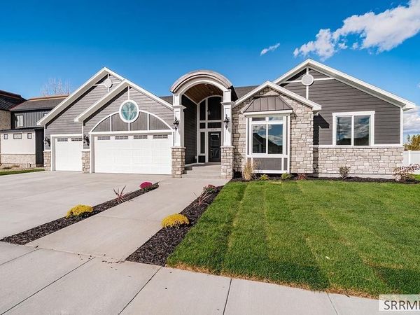 1571 Palm Springs Drive, IDAHO FALLS, ID 83404