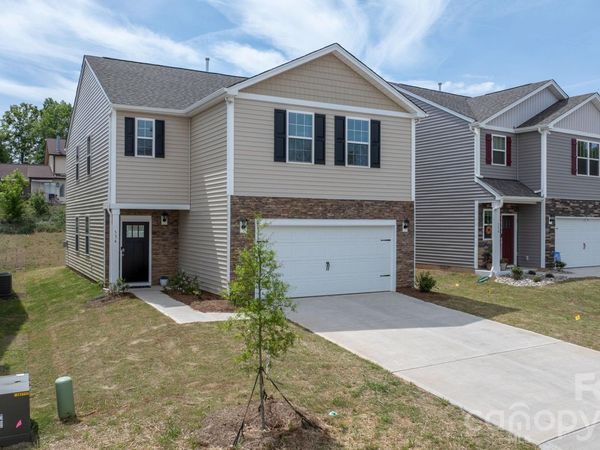 534 13th Avenue Drive NE, Hickory, NC 28601