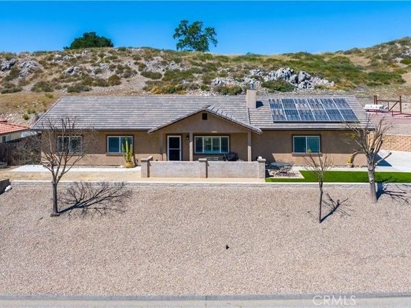 2155 Holly Drive, Paso Robles, CA 93446