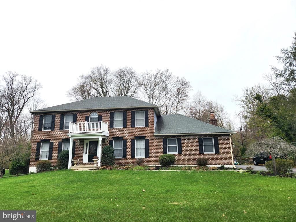 5 Harlech Drive, Wilmington, DE 19807 Main Photo