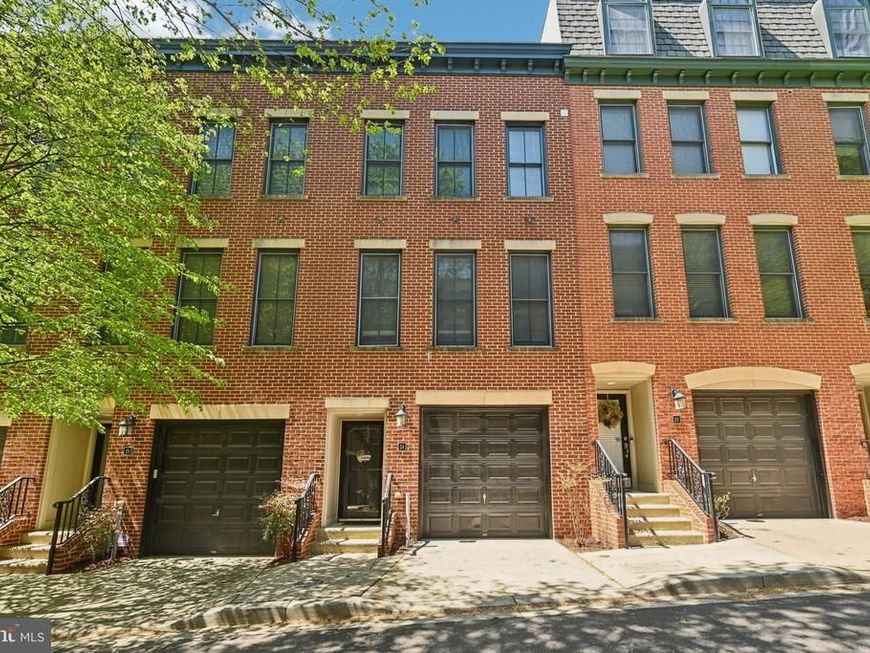 24 S Regester Street, Baltimore, MD 21231 Main Photo