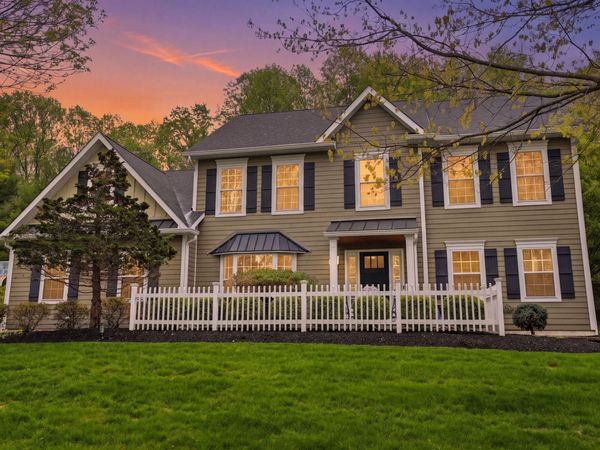 3913 CHARTER CLUB DRIVE, DOYLESTOWN, PA 18902