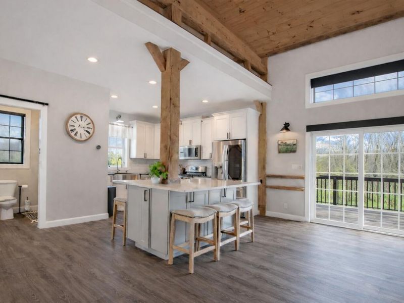 735 Berry Road, Howard, OH 43028 Photo 23