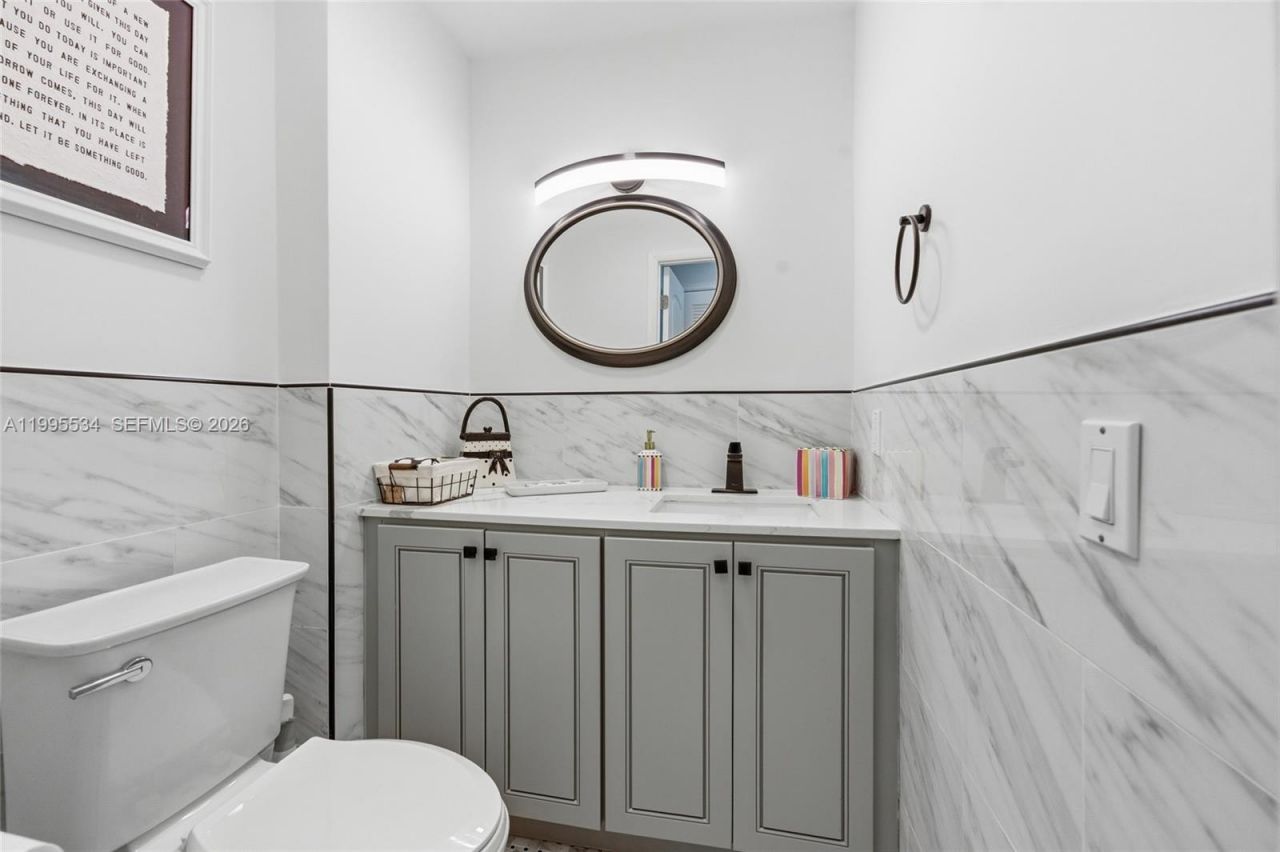 21160 Juego Cir, Unit 13A, Boca Raton, FL 33433 Photo