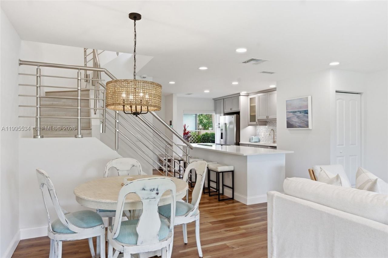 21160 Juego Cir, Unit 13A, Boca Raton, FL 33433 Photo