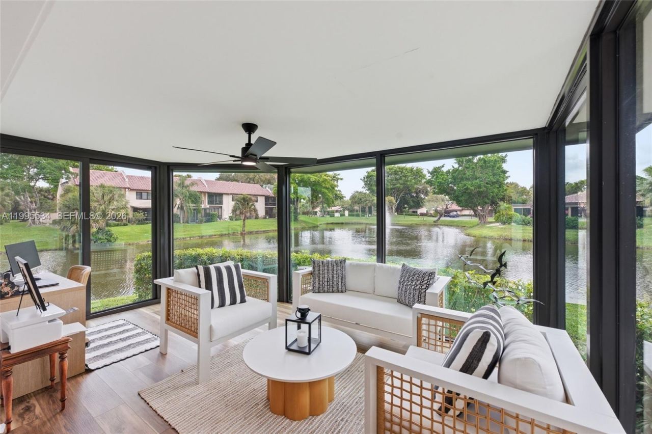 21160 Juego Cir, Unit 13A, Boca Raton, FL 33433 Photo