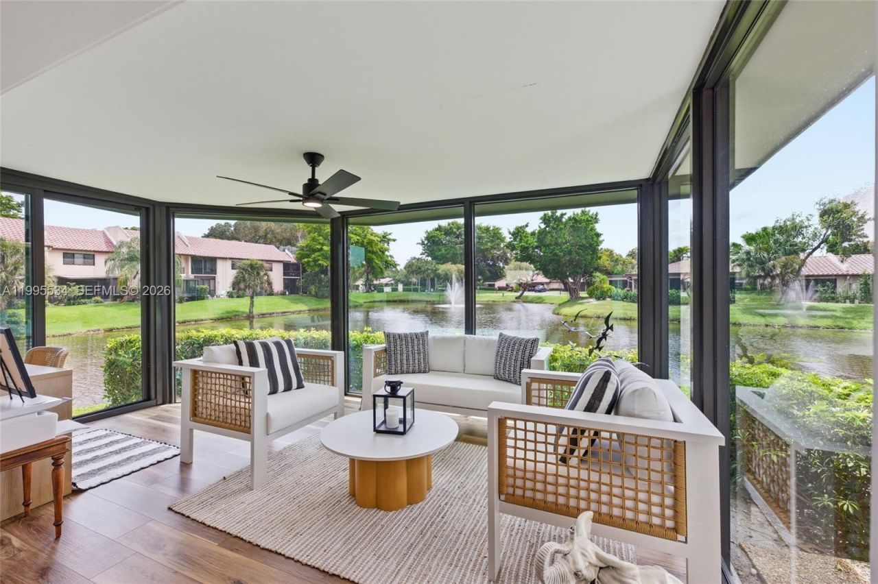 21160 Juego Cir, Unit 13A, Boca Raton, FL 33433 Photo