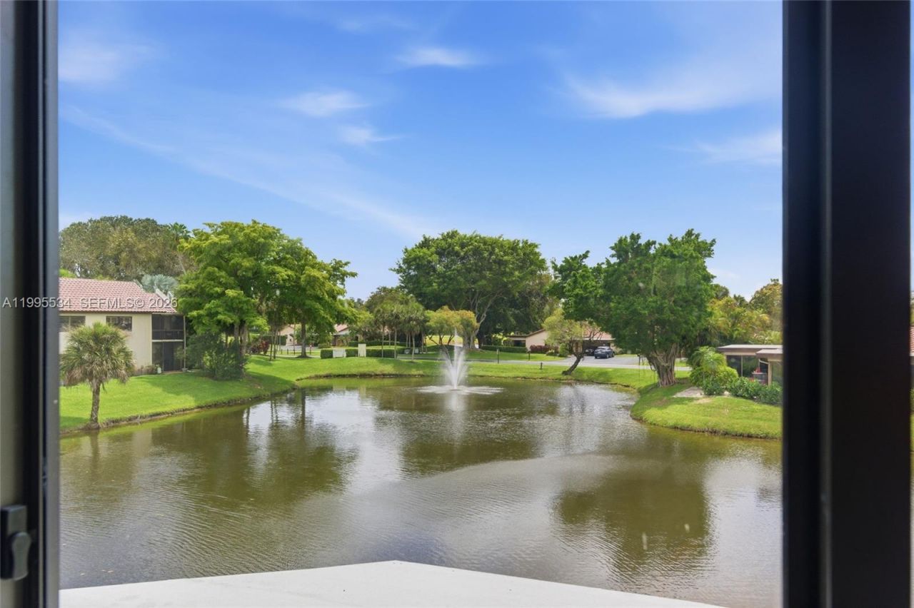 21160 Juego Cir, Unit 13A, Boca Raton, FL 33433 Photo