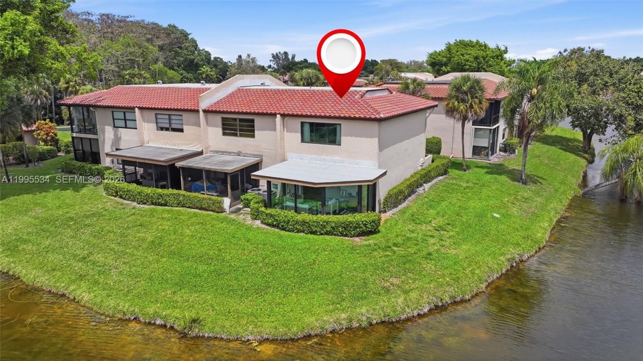 21160 Juego Cir, Unit 13A, Boca Raton, FL 33433 Photo