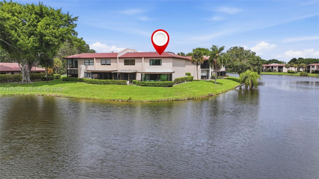 21160 Juego Cir, Unit 13A, Boca Raton, FL 33433 Photo