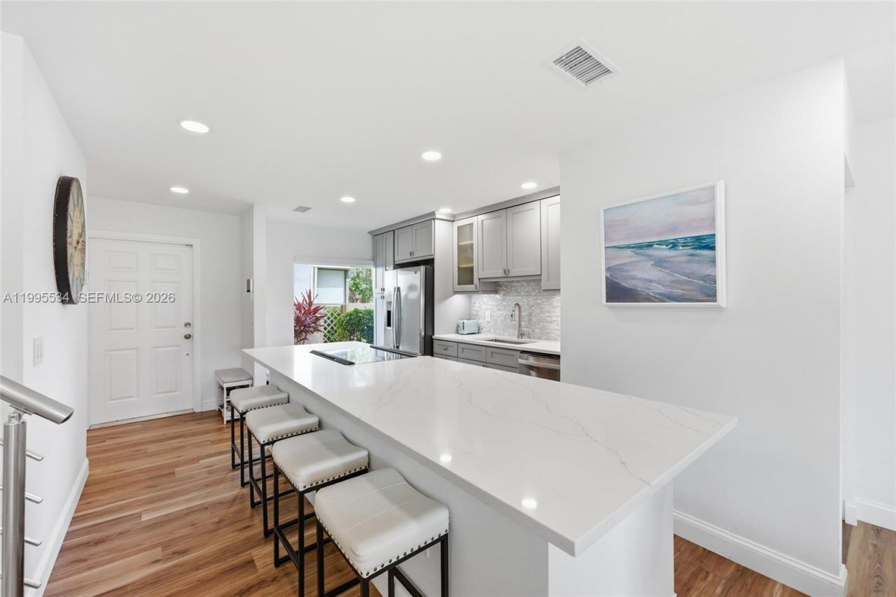 21160 Juego Cir, Unit 13A, Boca Raton, FL 33433 Photo