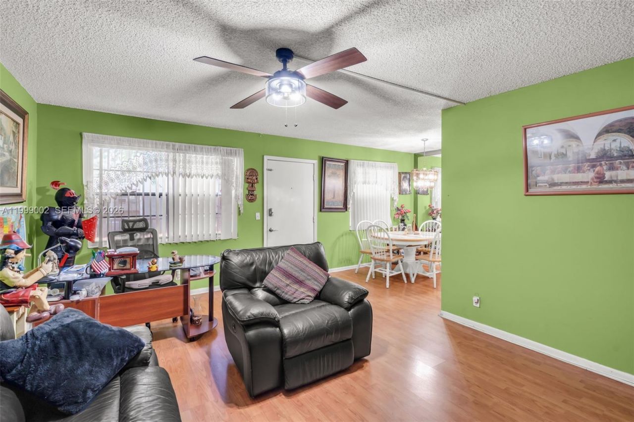 200 SW 132nd Way, Unit 211L, Pembroke Pines, FL 33027 Photo