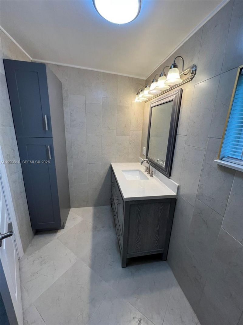 6018 Plunkett St , Unit 1, Hollywood, FL 33023 Photo