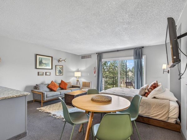 1565 NW Wall Street, Unit 327-328, Bend, OR 97703