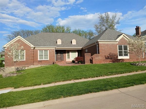 14511 Wellington Estates Manor , Chesterfield, MO 63017