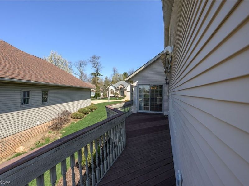 900 Cordova Drive, Barberton, OH 44203 Photo 10