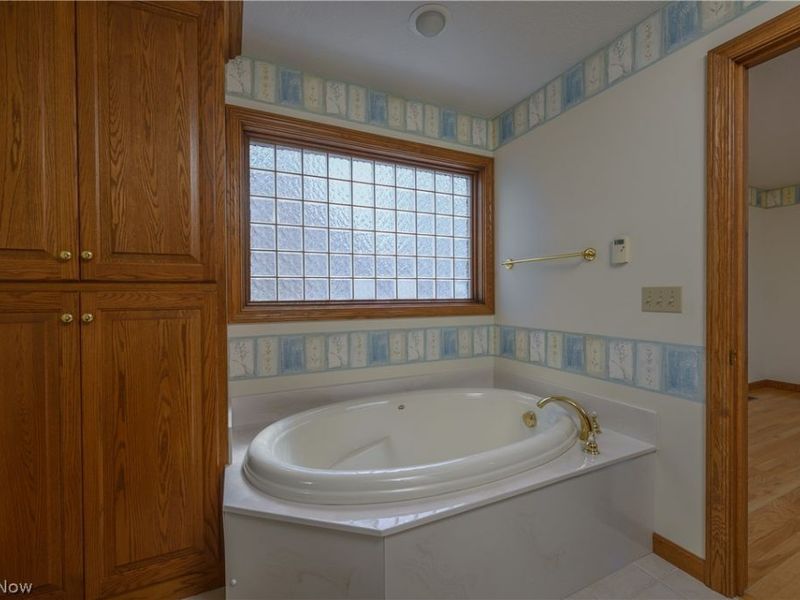 900 Cordova Drive, Barberton, OH 44203 Photo 33