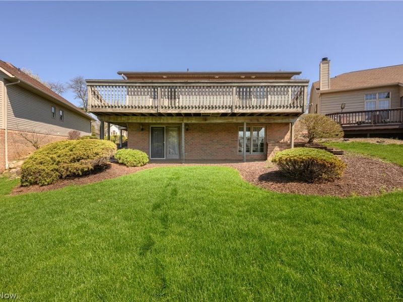 900 Cordova Drive, Barberton, OH 44203 Photo 6