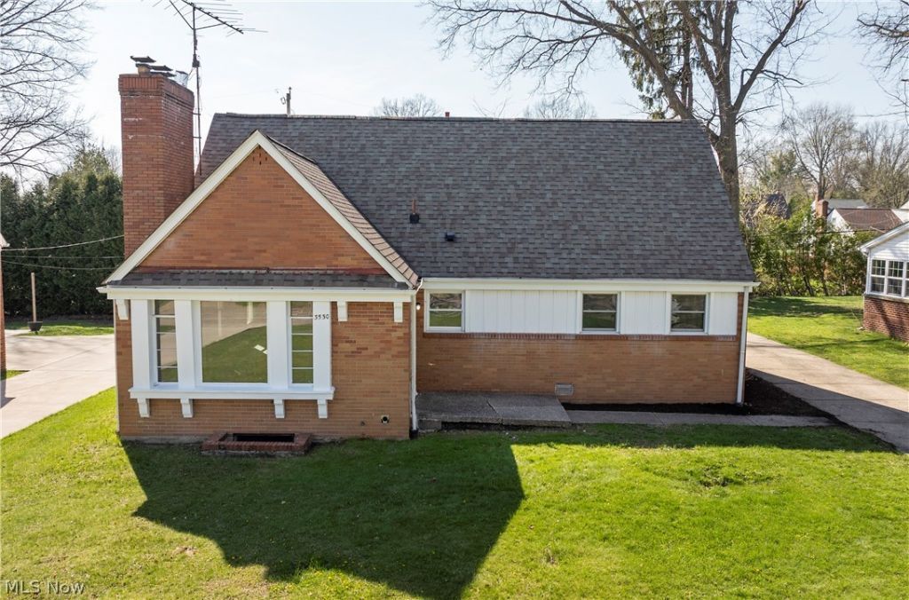 3530 Glenmere Drive, Youngstown, OH 44511 Main Photo