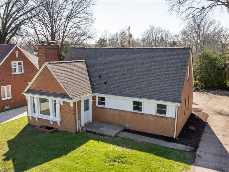 3530 Glenmere Drive, Youngstown, OH 44511 Photo 2