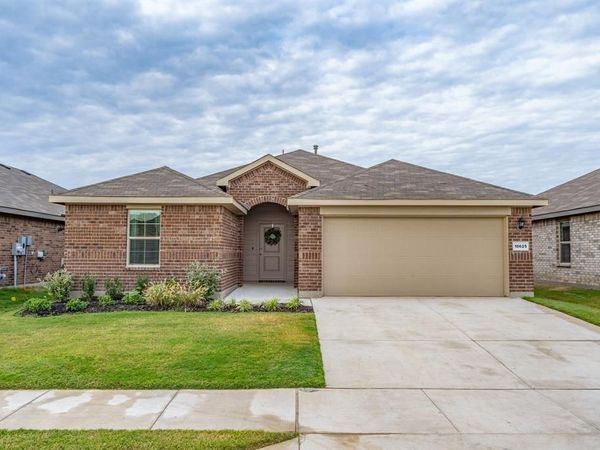 16625 Portage Street, Justin, TX 76247