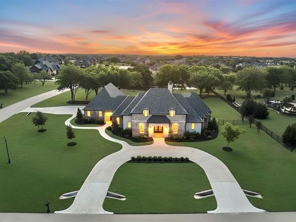 1805 Sunset Pointe, Cross Roads, TX 76227