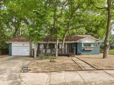 2320 Chart Drive, Dallas, TX 75228