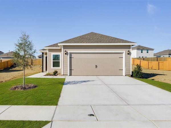 8428 White Wolf Trail, Ponder, TX 76259