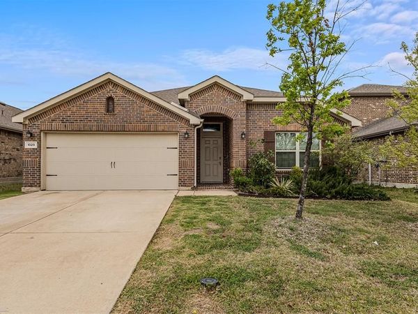1029 N Churchill Drive, Fate, TX 75189